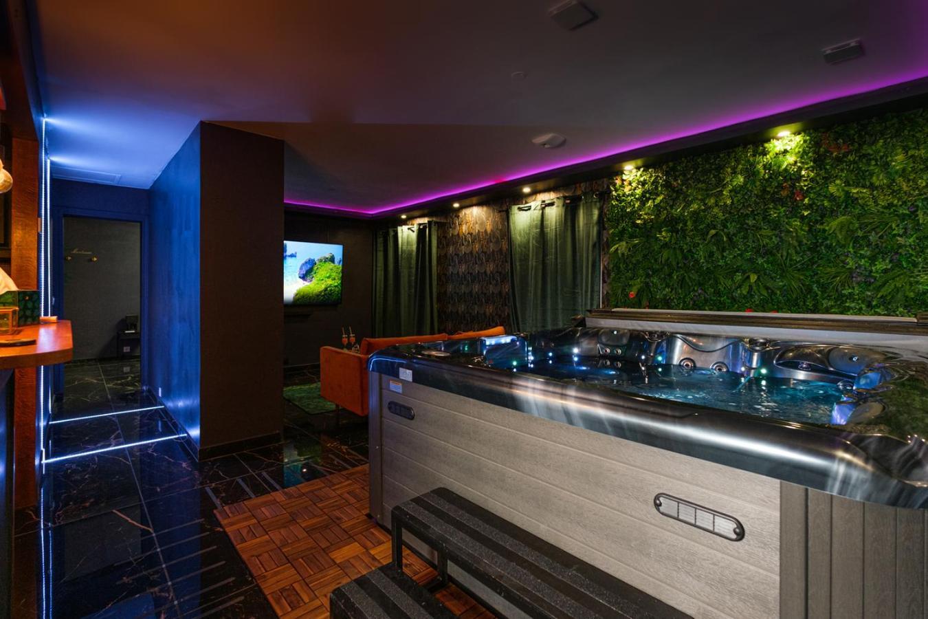 L Escale Jacuzzi Et Sauna Evreux Exterior photo